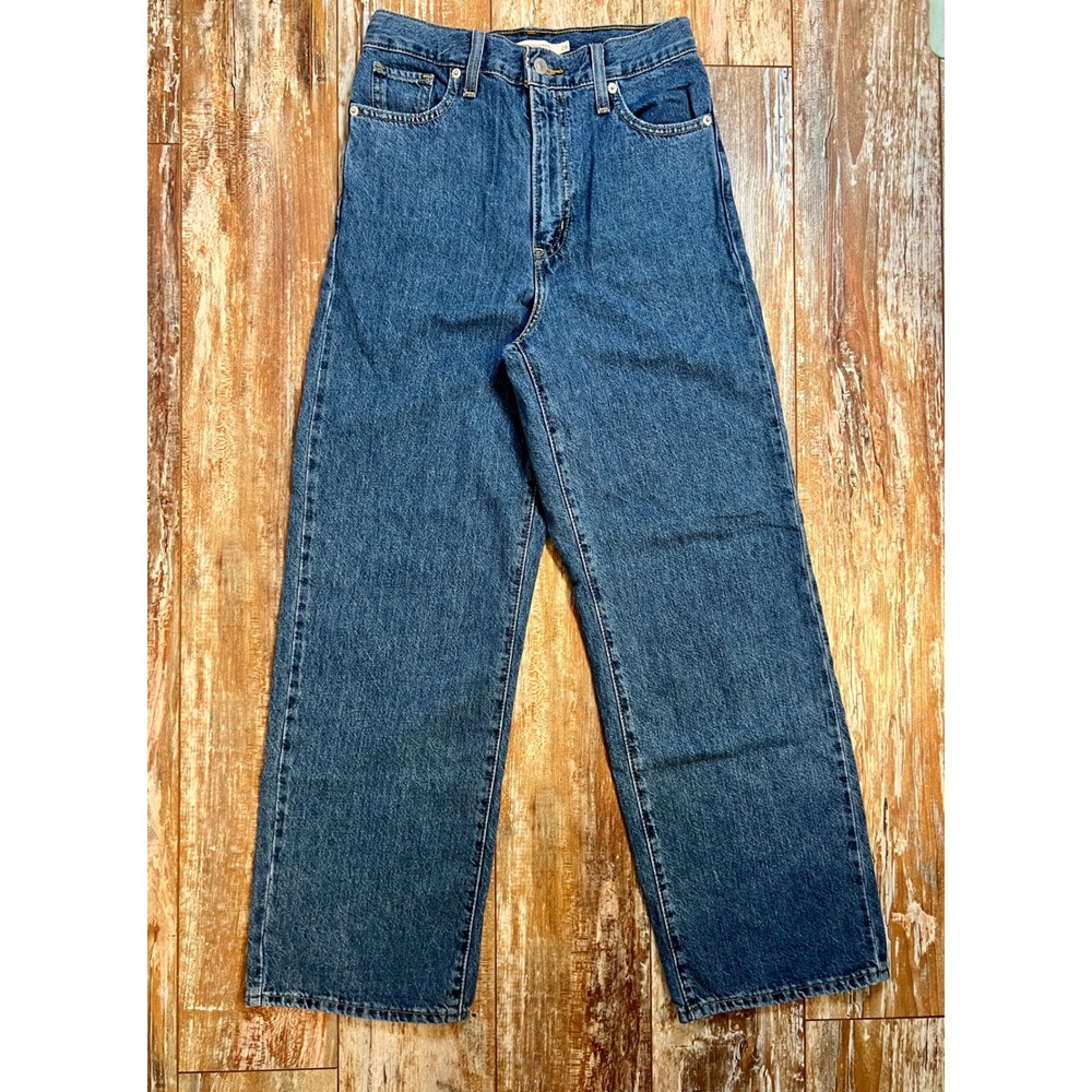 Levis High Waisted Straight‎ Jeans Womens 26 Medium Wash Blue Denim 26x29